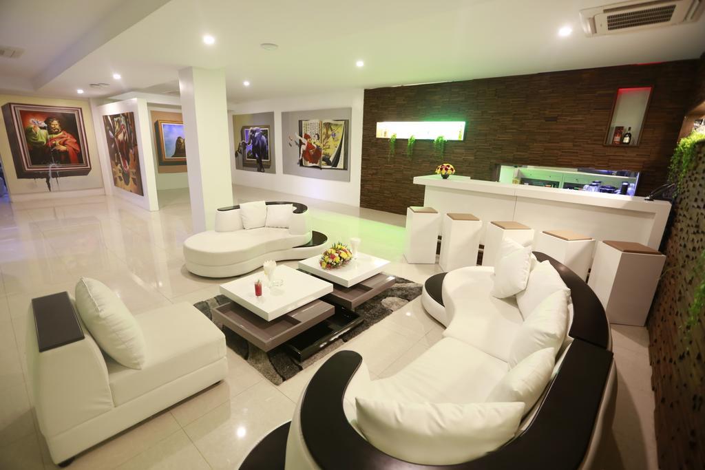 Merchant Art Boutique 4*